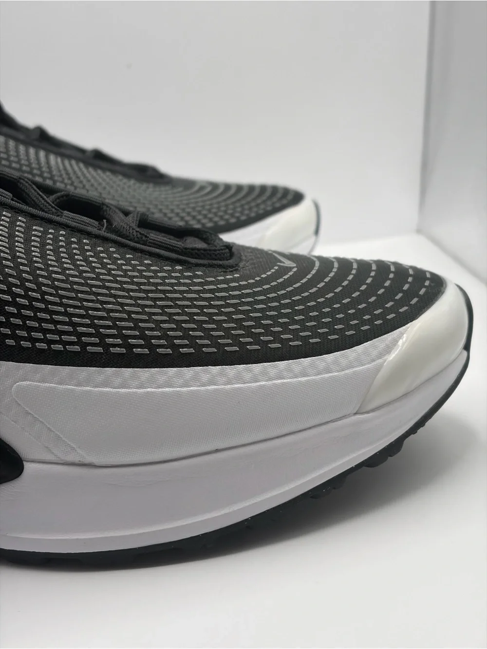 Nike Air Max Dn DV3337-001 Black White Size 13 New Running Shoe